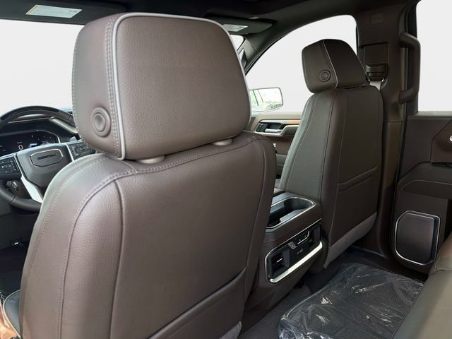 New 2026 GMC Sierra 1500 Denali w/ Technology Package AWD/4WD image 13