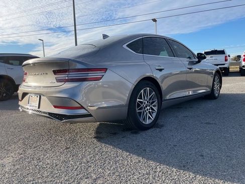 Used 2025 Genesis G80 2.5T image 5