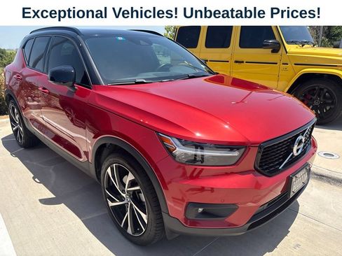 Used 2020 Volvo XC40 T5 R-Design w/ Protection Package Premier AWD/4WD image 1