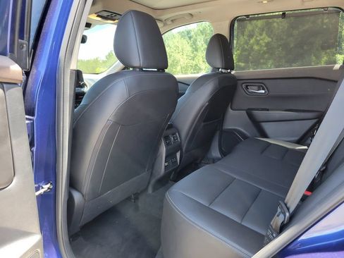 Used 2023 Nissan Rogue SL w/ SL Premium Package FWD image 14