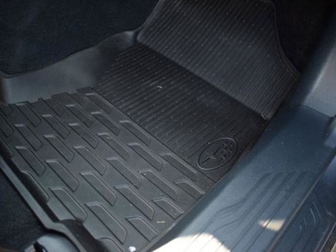 Used 2022 Subaru Legacy Premium AWD/4WD image 38