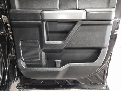 Used 2019 Ford F350 Platinum w/ Platinum Ultimate Package AWD/4WD image 33