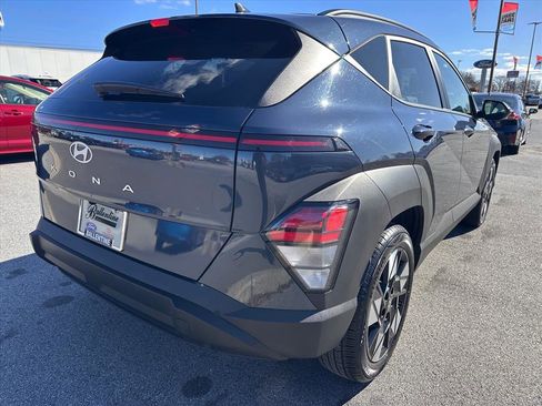 Used 2025 Hyundai Kona SEL image 3