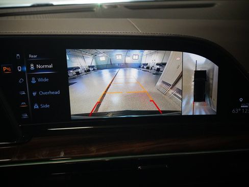 Used 2024 Cadillac Escalade Sport Platinum w/ LPO, ONYX Package image 25