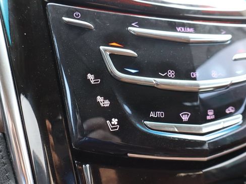 Used 2015 Cadillac Escalade ESV Luxury AWD/4WD image 12