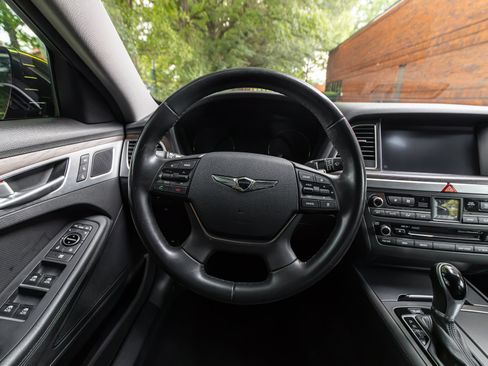 Used 2017 Genesis G80 5.0 Ultimate RWD image 6