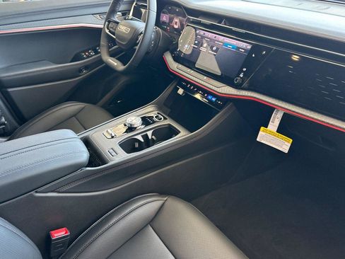 New 2025 Jeep Wagoneer S Limited image 13