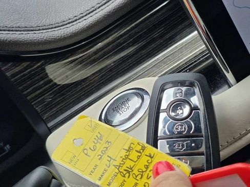 Certified 2023 Lincoln Aviator Black Label w/ Class IV Trailer Tow Package image 16