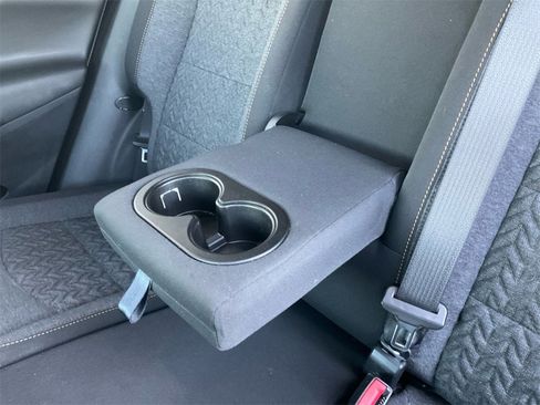 Used 2023 Chevrolet Equinox LT image 30