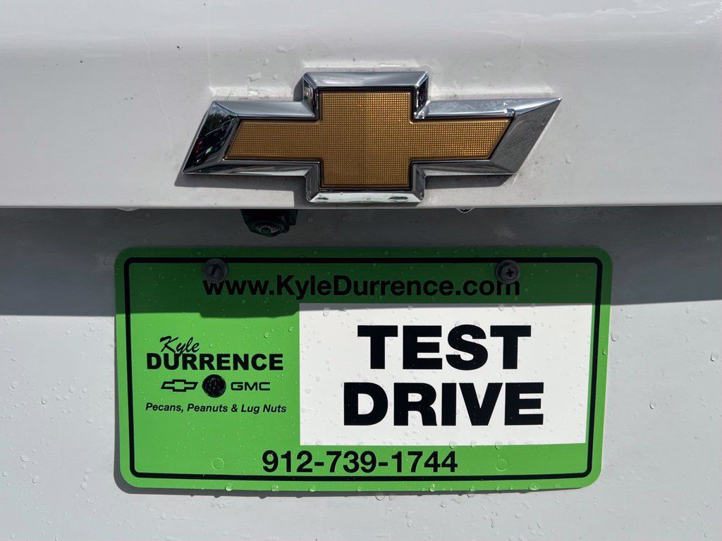 Used 2026 Chevrolet Equinox LT FWD image 6