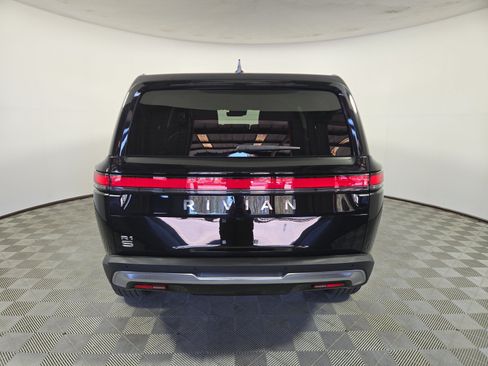 Used 2025 Rivian R1S Adventure AWD/4WD image 4