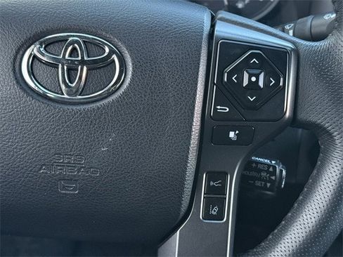 Used 2019 Toyota Tacoma TRD Off-Road image 15
