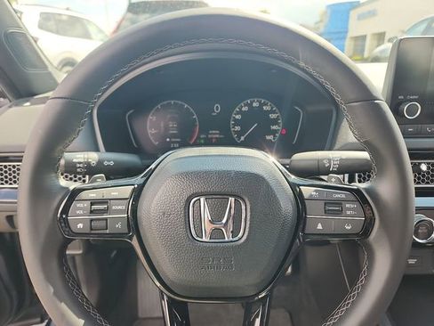 Used 2023 Honda Civic Sport image 18