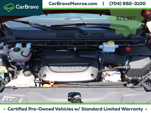 Used 2021 Chrysler Pacifica Pinnacle FWD image 49
