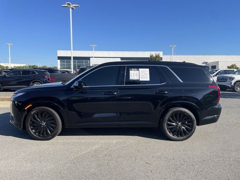 Used 2024 Hyundai Palisade Calligraphy image 4