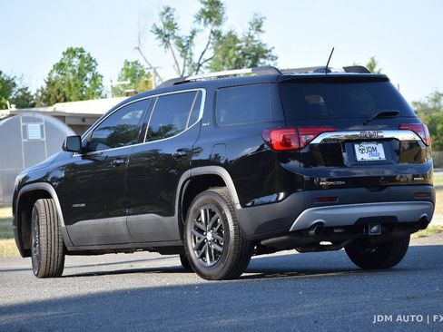 Used 2018 GMC Acadia SLT w/ LPO, Floor Liner Package AWD/4WD image 7