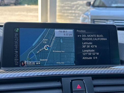 Used 2015 BMW M4 Convertible RWD image 19