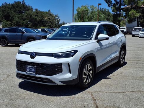Certified 2026 Volkswagen Tiguan S FWD image 28