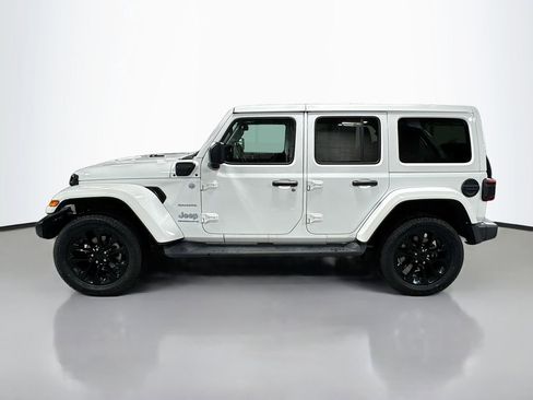 Used 2023 Jeep Wrangler Unlimited Sahara w/ Cold Weather Group image 10