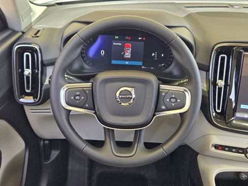 New 2026 Volvo XC40 B5 Plus w/ Protection Package Premier image 29