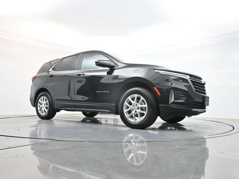 Used 2024 Chevrolet Equinox LT AWD/4WD image 32