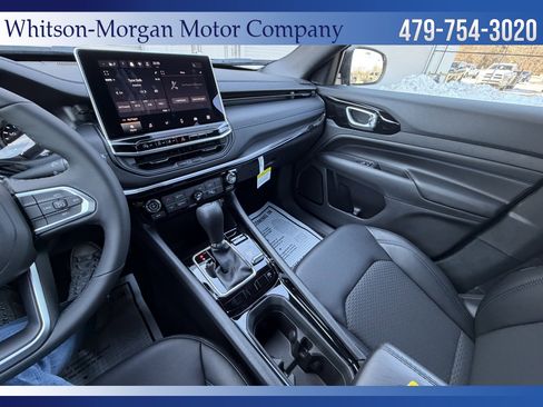 New 2026 Jeep Compass Latitude AWD/4WD image 30