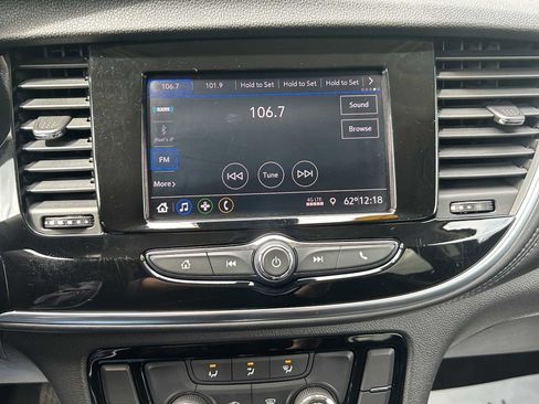 Used 2022 Buick Encore Preferred w/ Safety Package AWD/4WD image 16