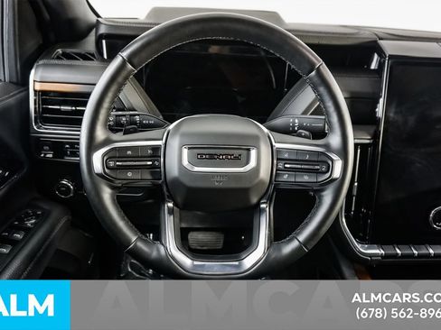 Used 2025 GMC Yukon XL Denali RWD image 27