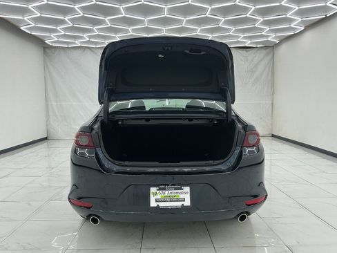 Used 2019 MAZDA MAZDA3 Sedan FWD image 40
