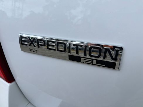 Used 2012 Ford Expedition EL XLT RWD image 9