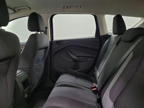 Used 2015 Ford Escape S image 18