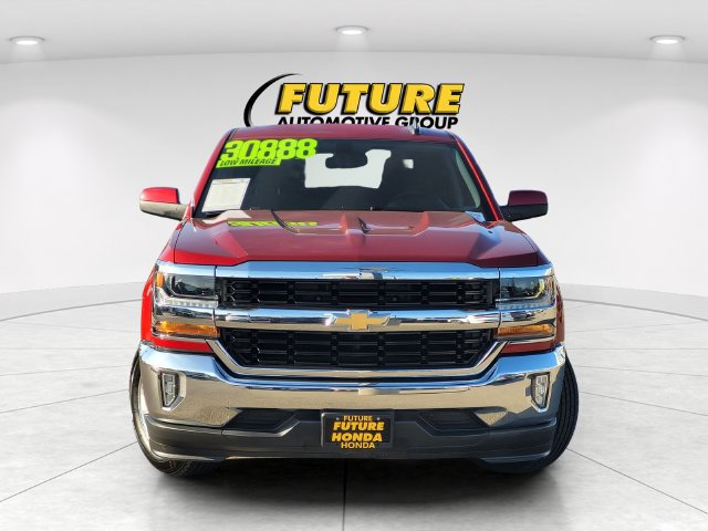 Used 2018 Chevrolet Silverado 1500 LT w/ LT Eassist Package RWD image 2
