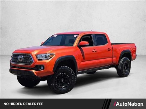 Used 2017 Toyota Tacoma TRD Off-Road w/ Tow Package AWD/4WD image 1