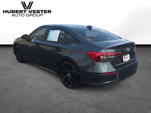 Used 2024 Honda Civic Sport image 8