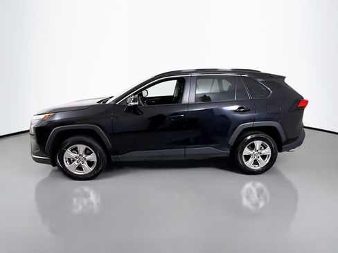 Used 2025 Toyota RAV4 XLE image 4