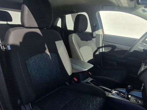 Used 2023 Mitsubishi Outlander Sport ES image 34