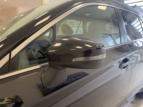 Used 2018 Subaru Outback 2.5i Limited image 13