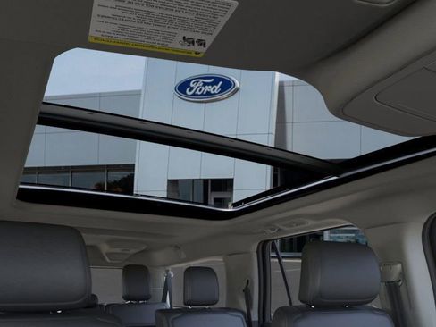 New 2025 Ford Expedition Max Platinum image 24