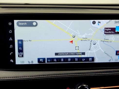 Used 2025 Nissan Ariya FWD image 18