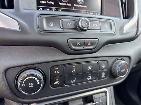 Used 2024 GMC Terrain SLE image 21