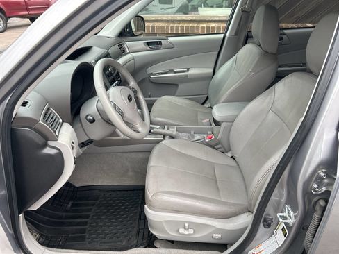 Used 2009 Subaru Forester 2.5X Limited image 10