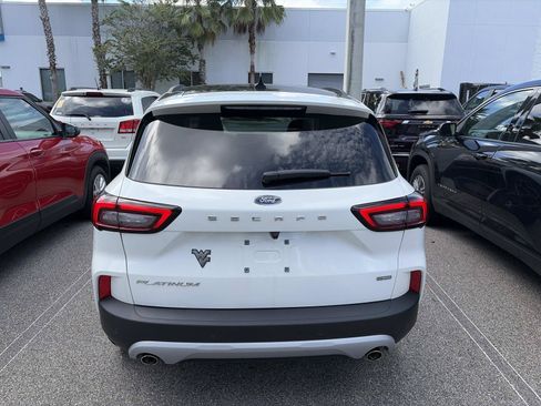 Used 2025 Ford Escape Platinum w/ Premium Technology Package FWD image 4