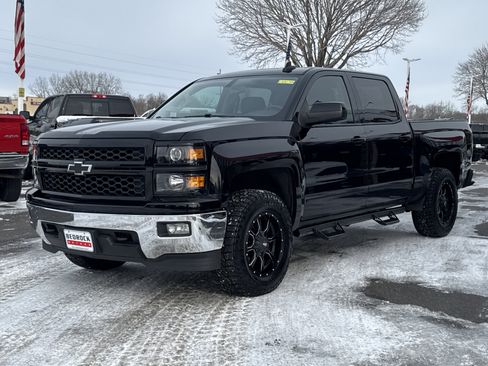 Used 2015 Chevrolet Silverado 1500 LT w/ LT Convenience Package image 3