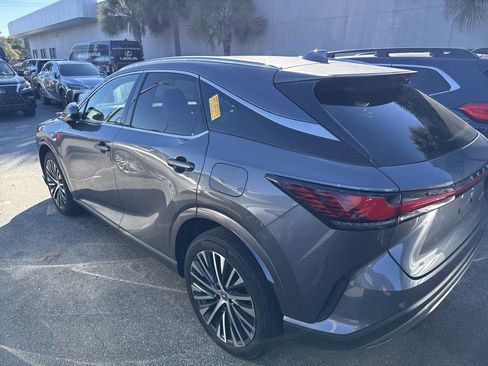 Used 2023 Lexus RX 350 FWD image 3