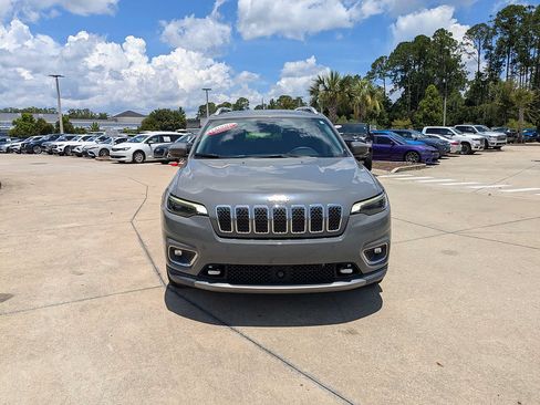 Used 2021 Jeep Cherokee Limited w/ Elite Package FWD image 8