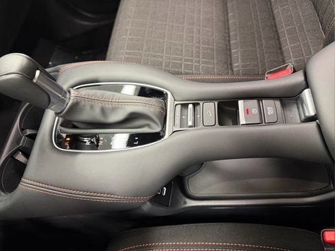 Used 2024 Honda HR-V Sport image 25