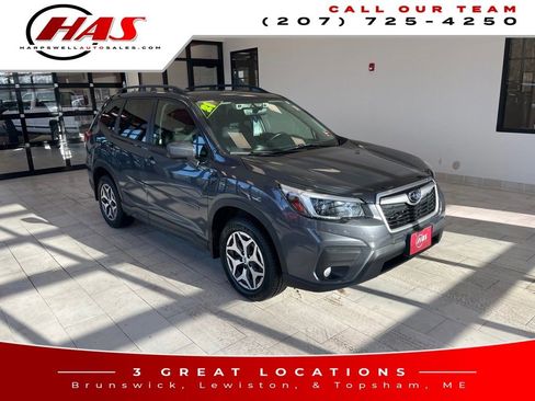 Used 2021 Subaru Forester Premium image 8