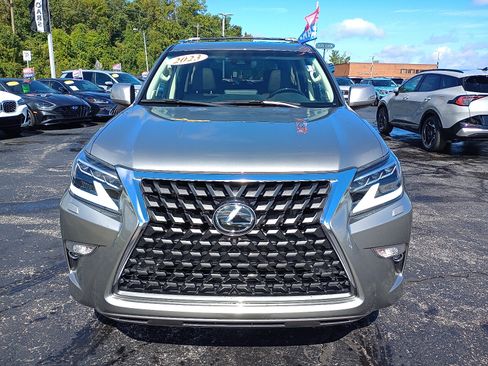 Used 2023 Lexus GX 460 Premium image 3
