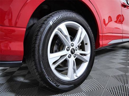 Certified 2022 Audi Q3 2.0T Premium Plus w/ Premium Plus Package image 9