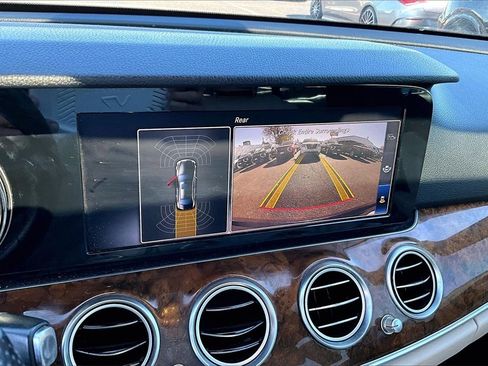 Used 2018 Mercedes-Benz E 300 w/ Premium 1 Package image 13